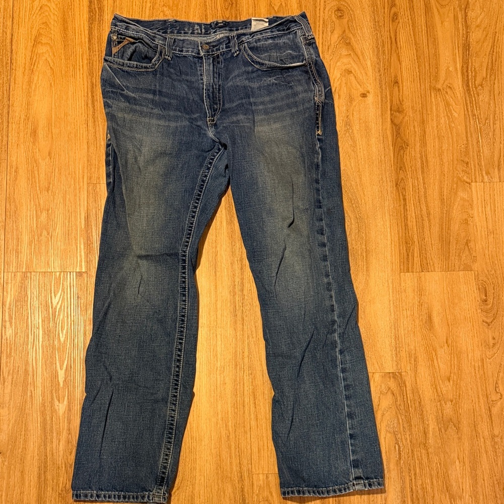 Ariat Men's Relaxed Fit Blue Jeans